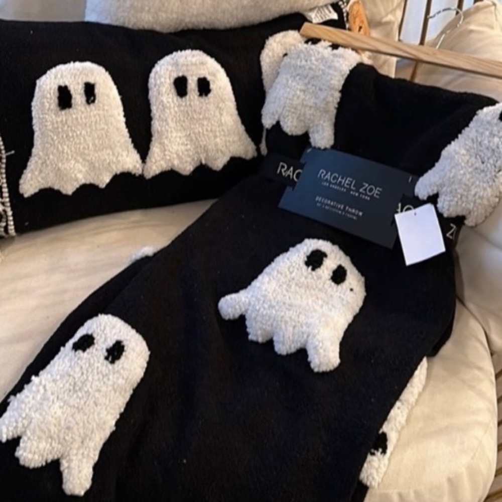 Ghost pillow and  blanket set